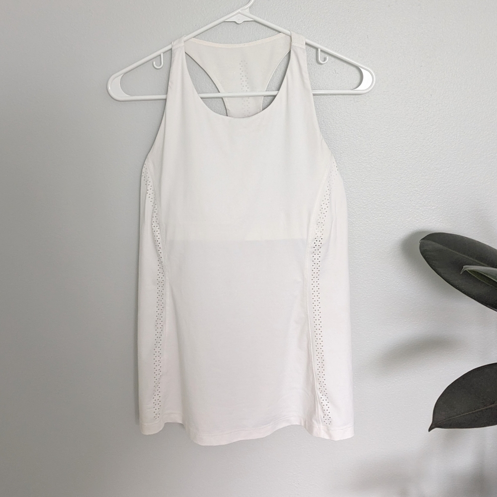 Lululemon Hit It Tank in White Size 6